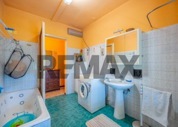Bagno - Terraced Villa Via Padre Kolbe
 
21/8, Commessaggio - photo 14