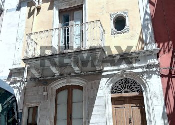 Edificio all\'aperto - Casa indipendente Via Tartaglia
 
4-6, Sortino - foto 2