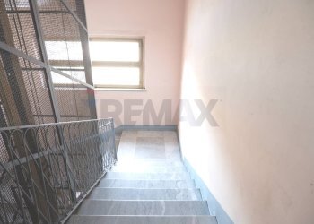 Scale - Apartment VIA MICHELE FERRARA
 
23, Caserta - photo 5