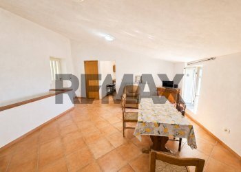 Sala da pranzo - Casa semi indipendente via Castello
 
52, Presenzano - foto 21
