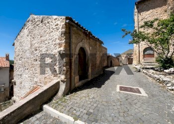 Edificio all\'aperto - Semi-detached house via Battisti
 
110, Santo Stefano di Sessanio - photo 1