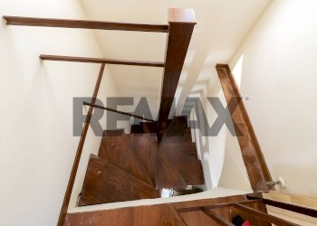 Scale - Semi-detached house via Battisti
 
110, Santo Stefano di Sessanio - photo 6