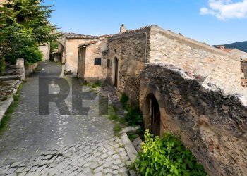 Casa all\'aperto - Semi-detached house via Battisti
 
110, Santo Stefano di Sessanio - photo 8