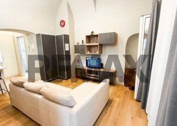 Soggiorno - Two-room apartment salita Tarsia
 
139, Napoli - photo 2