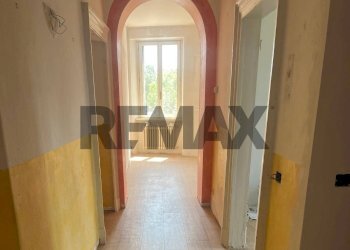 Hall / corridoio - Three-room apartment Via Carlo Alberto
 
31, Bergamo - photo 8