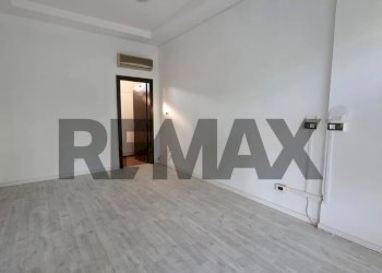 Stanza vuota - Negozio viale margherita
7, Vicenza - foto 10