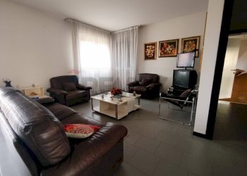 Soggiorno - Villa Via Filippo Turati
 
7, Tresignana - foto 4