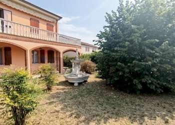 Giardino - Villa Via Vegri
 
1677, Ficarolo - foto 2