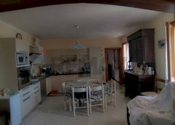 Sala da pranzo - Villa Via Vegri
 
1677, Ficarolo - foto 4