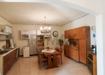 Sala da pranzo - Villa Via Vegri
 
1677, Ficarolo - foto 11