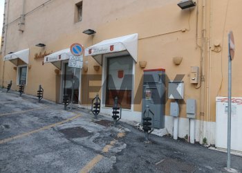 Edificio all\'aperto - Negozio Corso Mazzini
 
97, Ancona - foto 3