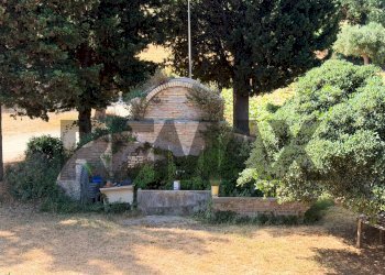 Giardino - Rustico Contrada San Girio
 
22, Potenza Picena - foto 13