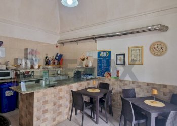 Cucina - Commercial Premises Viale XXIV maggio
26, Vieste - photo 2