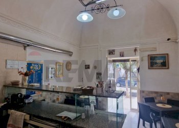 Sala da pranzo - Commercial Premises Viale XXIV maggio
26, Vieste - photo 4