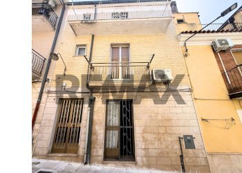 Casa all\'aperto - Independent house Via Derna
 
6-8, San Giovanni Rotondo - photo 1