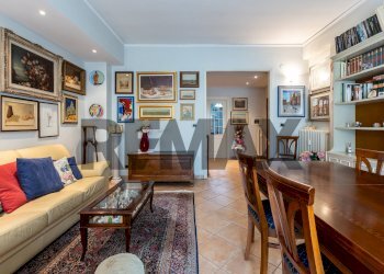 Sala da pranzo - Quadrilocale Via Milano
 
32, Salsomaggiore Terme - foto 7