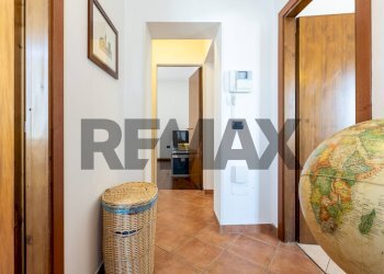 Hall / corridoio - Independent house Via Giovannino Guareschi
 
6, Noceto - photo 31
