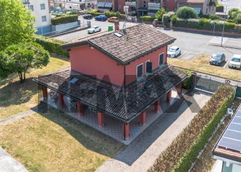 Edificio all\'aperto - Independent house Via Giovannino Guareschi
 
6, Noceto - photo 40