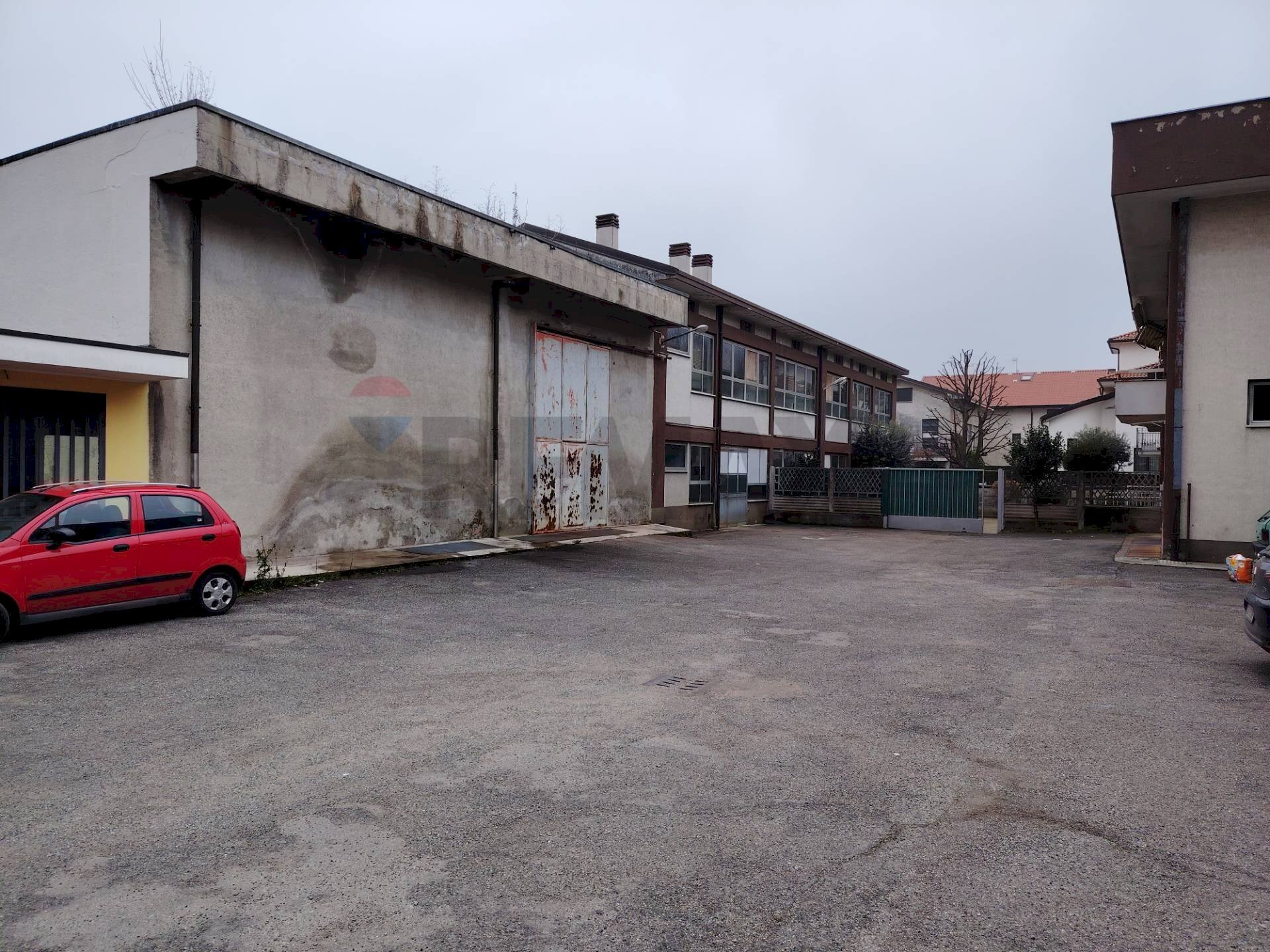 Edificio all\'aperto - Capannone VIA CADORNA
 
1, Turate - foto 1