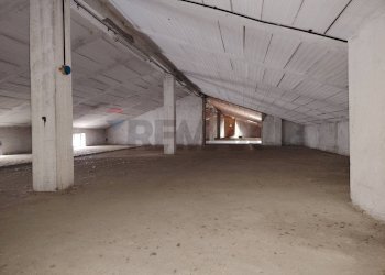 Parcheggio - Capannone VIA CADORNA
1, Turate - foto 16