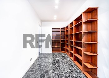 Cabina armadio - Apartment via annibal caro
18, Milano - photo 20