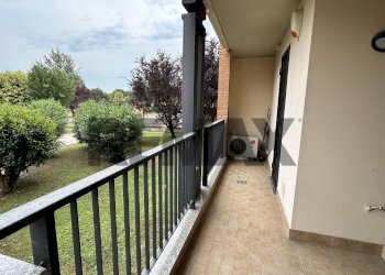 Balcone - Bilocale Piazzetta Caduti di Nassiriya
 
1, Corbetta - foto 11