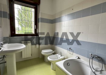 Bagno - Bilocale Piazzetta Caduti di Nassiriya
 
1, Corbetta - foto 23