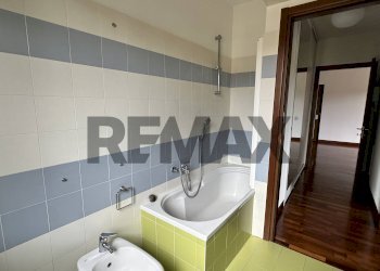 Bagno - Bilocale Piazzetta Caduti di Nassiriya
 
1, Corbetta - foto 24