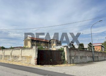 Casa all\'aperto - Shed via piave
3, Turbigo - photo 4
