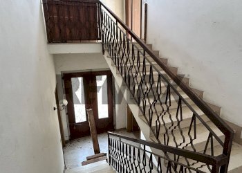 Scale - Shed via piave
3, Turbigo - photo 25