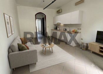 Soggiorno - Two-room apartment Via Francesco Baracca
 
151, Santi Cosma e Damiano - photo 1