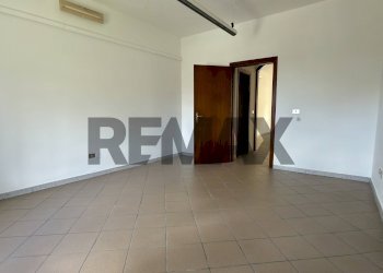 Stanza vuota - Two-room apartment Via Francesco Baracca
 
151, Santi Cosma e Damiano - photo 6