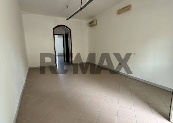 Stanza vuota - Two-room apartment Via Francesco Baracca
 
151, Santi Cosma e Damiano - photo 7