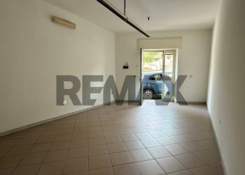 Stanza vuota - Two-room apartment Via Francesco Baracca
 
151, Santi Cosma e Damiano - photo 9