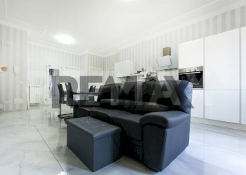 Sala da pranzo - Trilocale via ugo foscolo
 
3, Fonte Nuova - foto 5