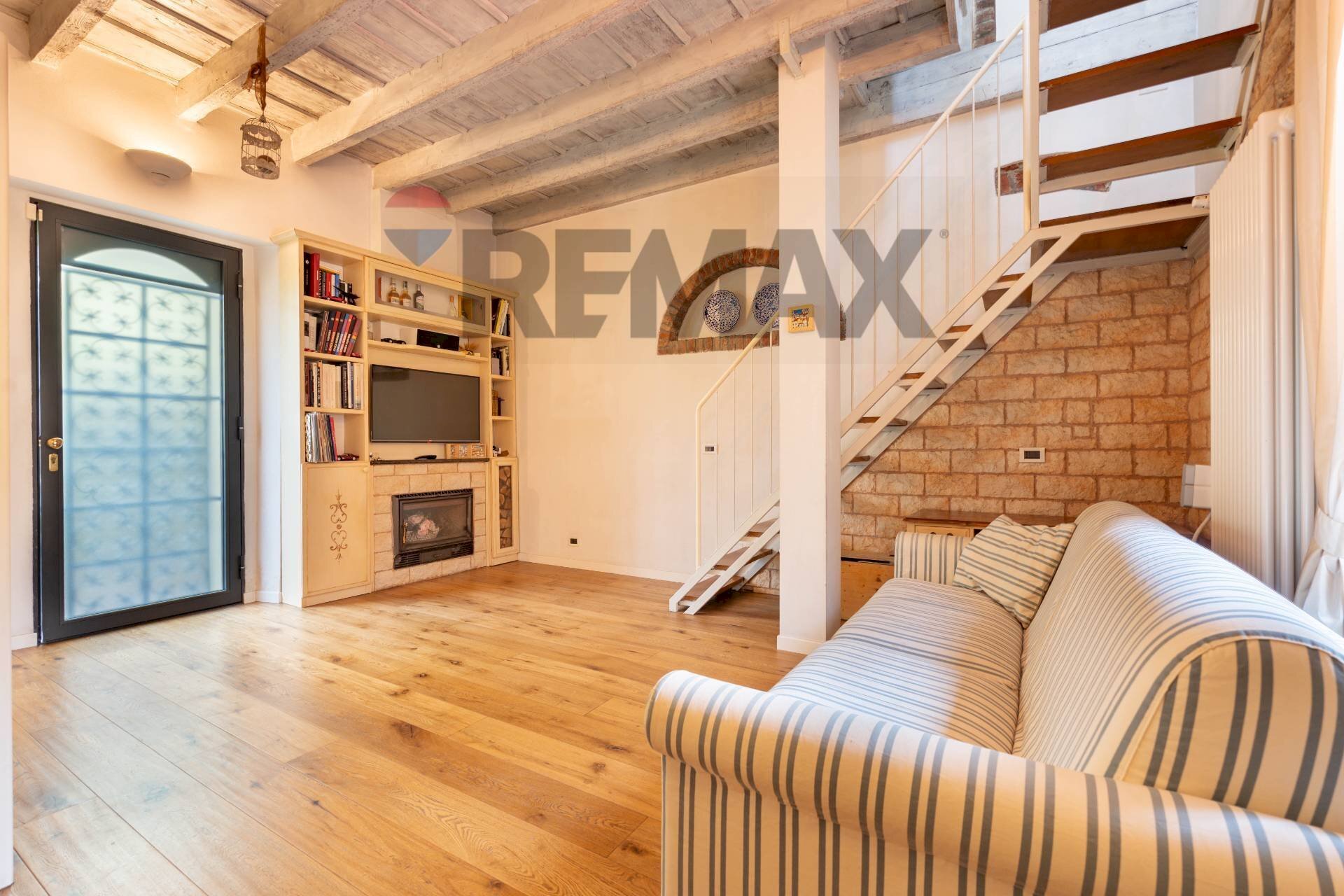Soggiorno - Three-room apartment Via Monfalcone
 
26, Monza - photo 3