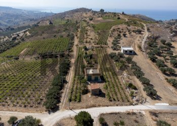 Vista delle montagne - Terreno agricolo Via Ragabo
snc, Porto Empedocle - foto 10