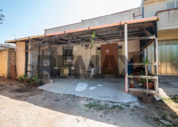 Casa all\'aperto - Casa indipendente Via cap. giuseppe fiorentino
 
31, Vittoria - foto 25
