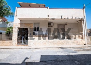 Casa all\'aperto - Casa indipendente Via cap. giuseppe fiorentino
 
31, Vittoria - foto 40
