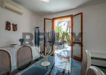 Sala da pranzo - Appartamento Via Dottor Giovanni Arezzi
 
45, Ragusa - foto 34