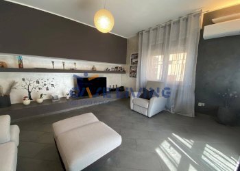 Foto 2 - Three-room apartment Via Michelangelo Buonarroti, Boltiere - photo 2