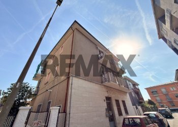 Edificio all\'aperto - Bilocale via Luigi Galvani
 
7, Pioltello - foto 2