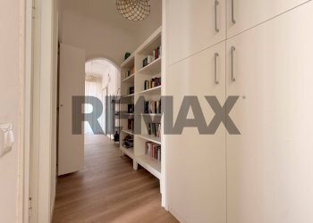 Hall / corridoio - Bilocale via Luigi Galvani
 
7, Pioltello - foto 15