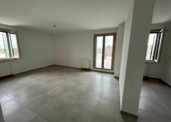 Foto 2 - Three-room apartment Poggio Rusco - photo 2