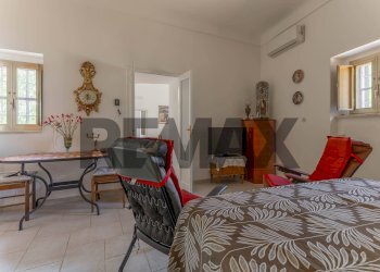 Sala da pranzo - Villa Contrada Abate Mauro
 
40, Cisternino - foto 24