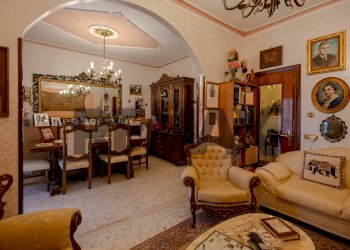 Sala da pranzo - Quadrilocale Viale Kennedy
 
72, Bari - foto 5