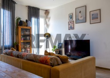 Soggiorno - Four-room apartment VIA TIZIANO VECELLIO
 
3, Pescara - photo 13