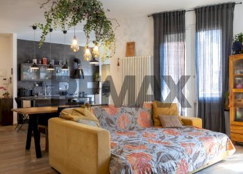 Sala da pranzo - Four-room apartment VIA TIZIANO VECELLIO
 
3, Pescara - photo 25