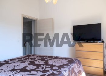 Camera / camera da letto - Four-room apartment VIA TIZIANO VECELLIO
 
3, Pescara - photo 26