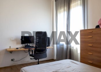 Camera / camera da letto - Four-room apartment VIA TIZIANO VECELLIO
 
3, Pescara - photo 32